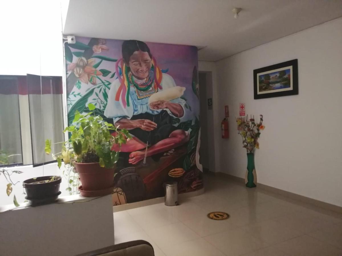 Hospedaje Renzo Тарапото Экстерьер фото